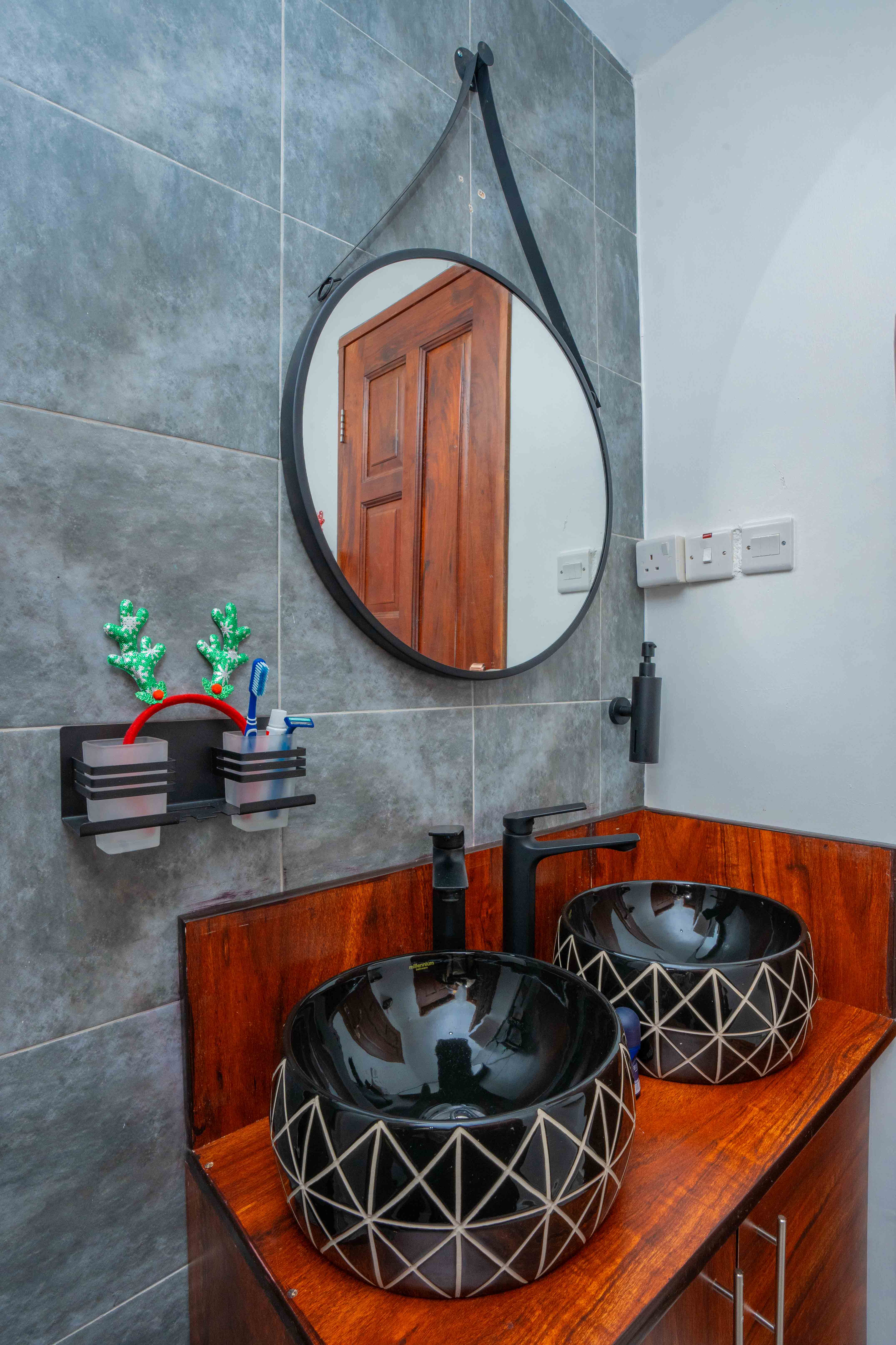 Akiki Bamboo Room